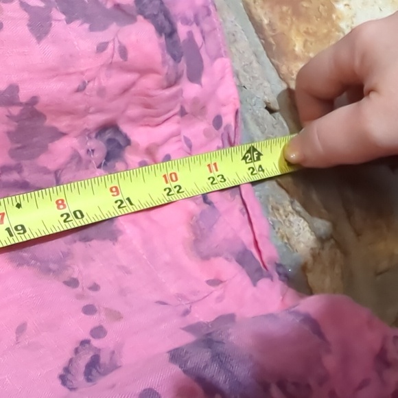 Cut Loose Pink Floral Top - Picture 7 of 9